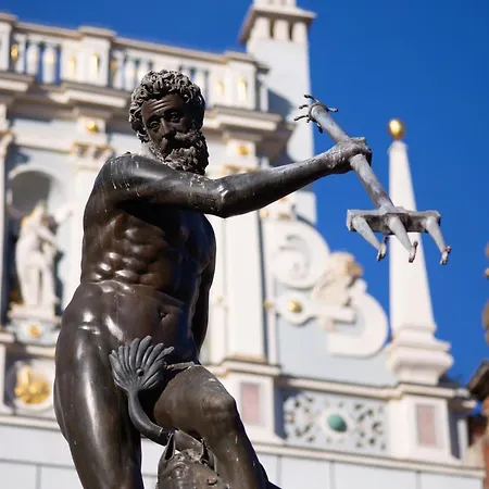 Neptun 4*