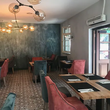 Neptun Aparthotel 4*