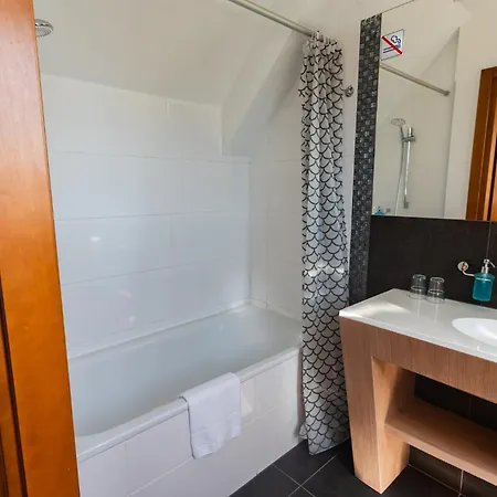 Neptun Apartahotel 4*