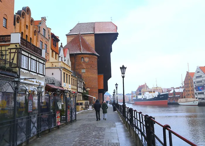 Neptun Hotel apartamentowy 4*